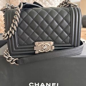 Chanel boy bag